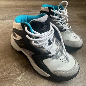 Kids High-Top Shaq Sneakers - Black and White